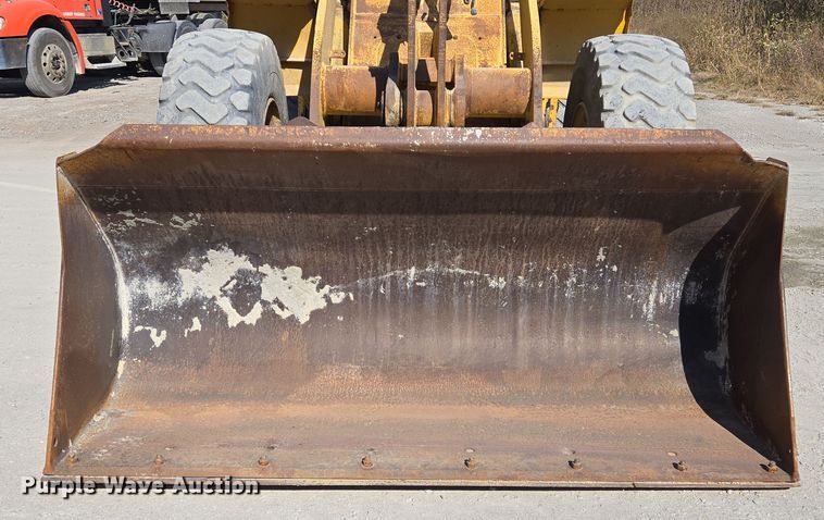 image for item EE8588 1995 Komatsu  WA180-1 wheel loader
