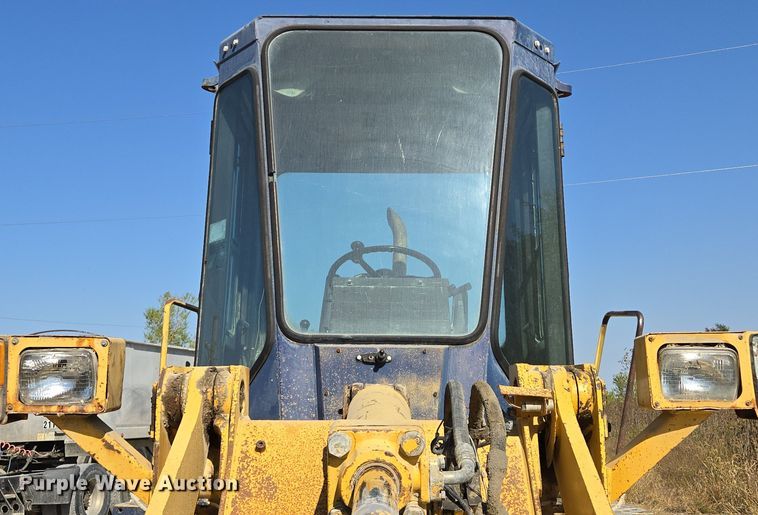 image for item EE8588 1995 Komatsu  WA180-1 wheel loader