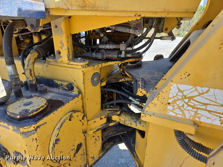 image for item EE8588 1995 Komatsu  WA180-1 wheel loader