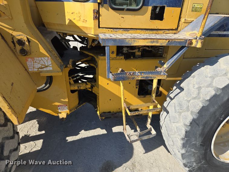 image for item EE8588 1995 Komatsu  WA180-1 wheel loader