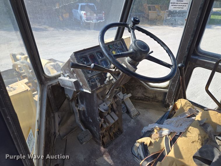 image for item EE8588 1995 Komatsu  WA180-1 wheel loader