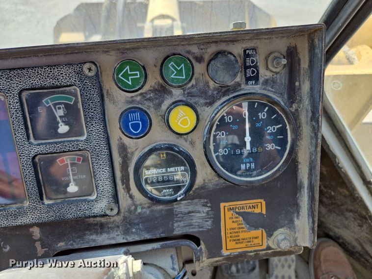 image for item EE8588 1995 Komatsu  WA180-1 wheel loader