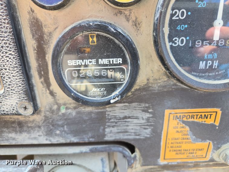 image for item EE8588 1995 Komatsu  WA180-1 wheel loader