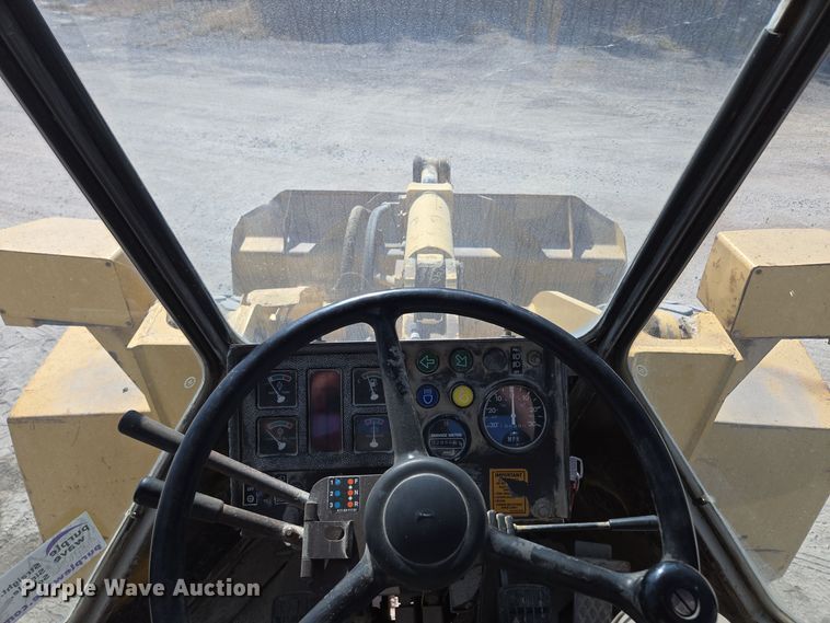 image for item EE8588 1995 Komatsu  WA180-1 wheel loader