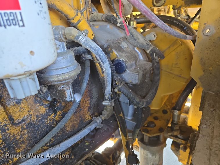 image for item EE8588 1995 Komatsu  WA180-1 wheel loader