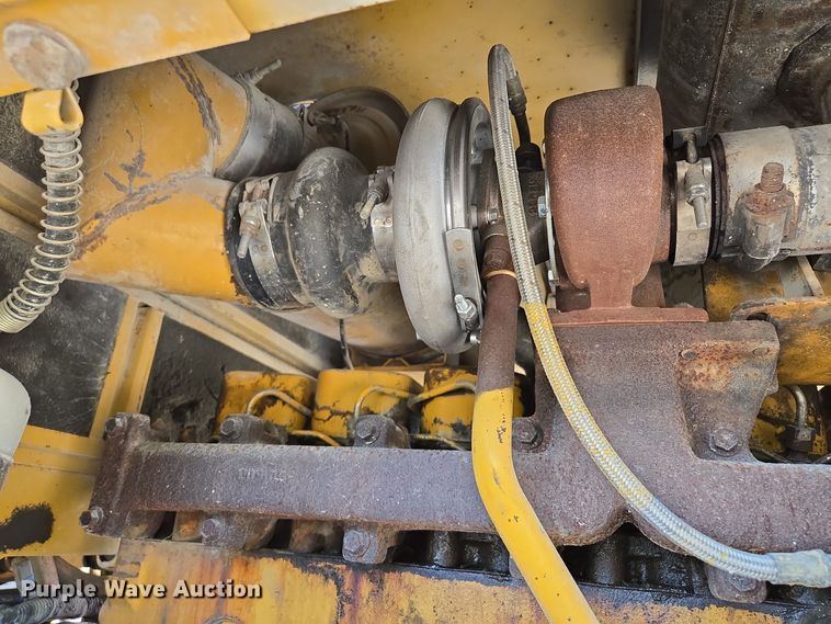image for item EE8588 1995 Komatsu  WA180-1 wheel loader
