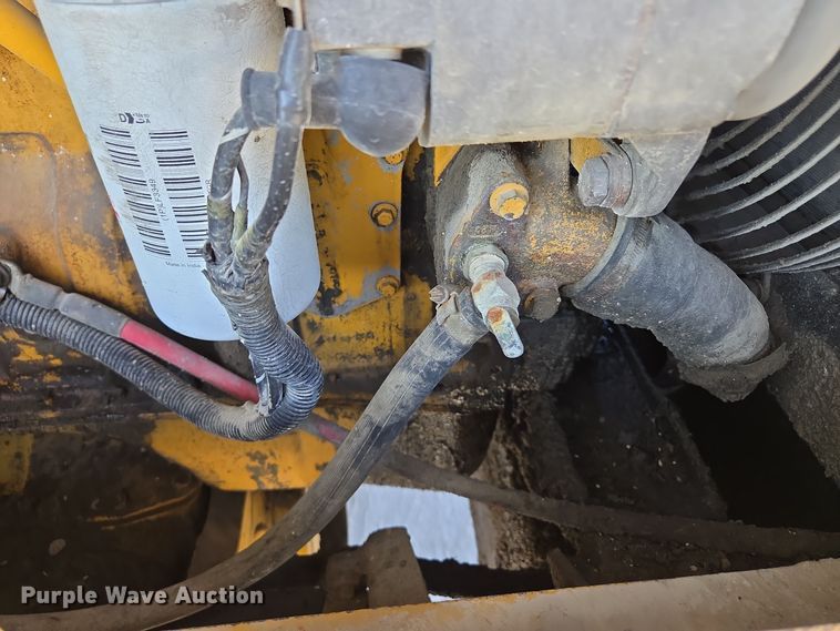 image for item EE8588 1995 Komatsu  WA180-1 wheel loader
