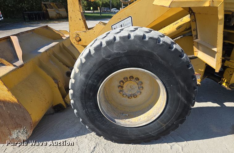 image for item EE8588 1995 Komatsu  WA180-1 wheel loader
