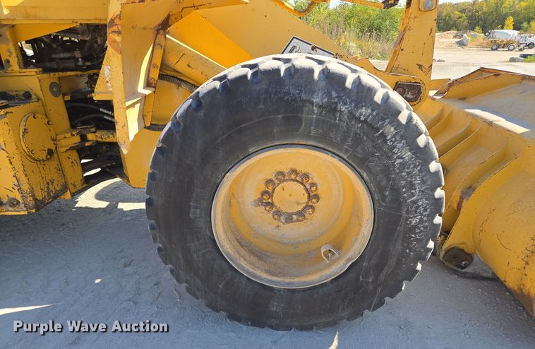 image for item EE8588 1995 Komatsu  WA180-1 wheel loader