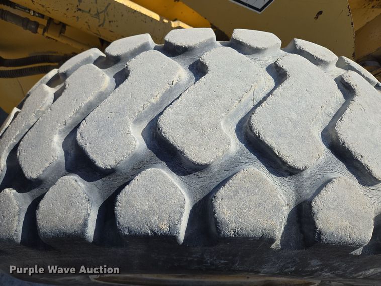 image for item EE8588 1995 Komatsu  WA180-1 wheel loader