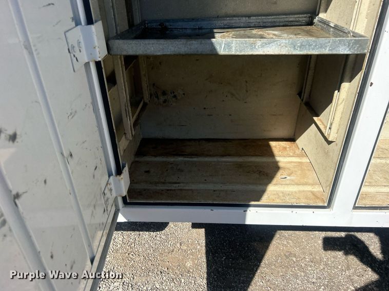 image for item EG1107 2008 GMC C5500 utility / service truck