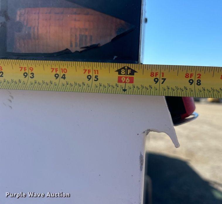 image for item EG1107 2008 GMC C5500 utility / service truck