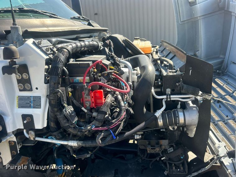 image for item EG1107 2008 GMC C5500 utility / service truck