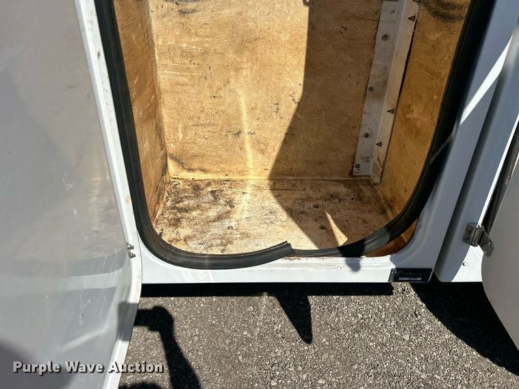 image for item EG1115 2009 GMC C8500 bucket truck