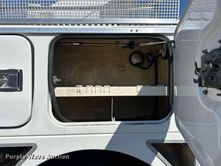 image for item EG1115 2009 GMC C8500 bucket truck