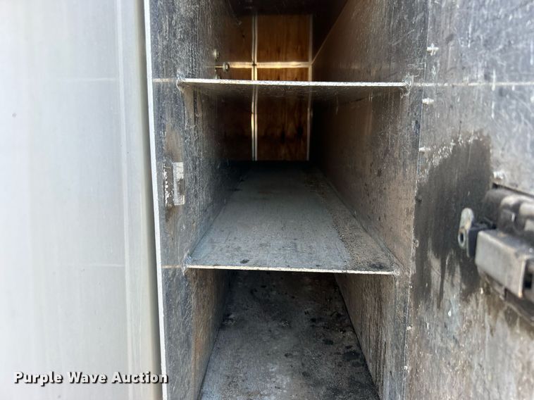 image for item EG1115 2009 GMC C8500 bucket truck