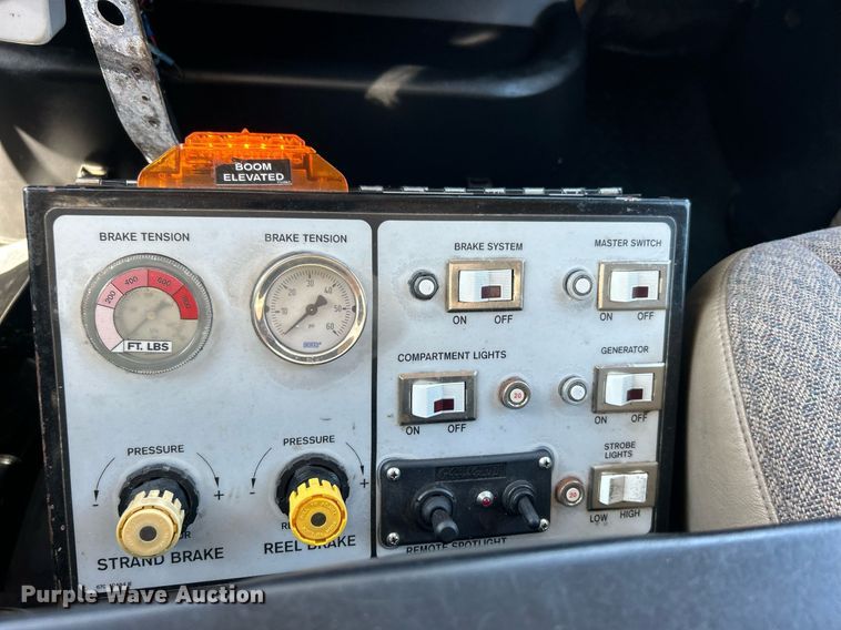 image for item EG1115 2009 GMC C8500 bucket truck