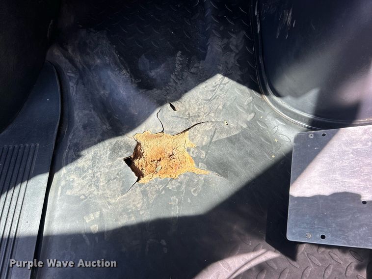 image for item EG1115 2009 GMC C8500 bucket truck