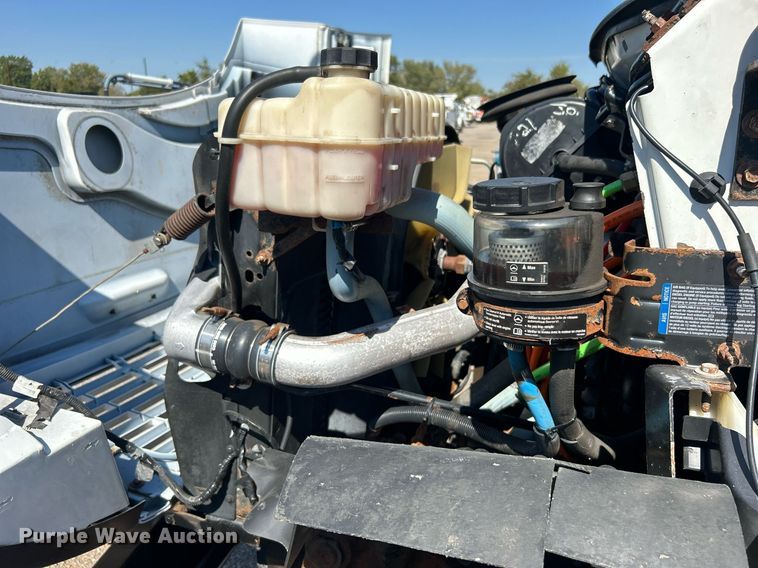 image for item EG1115 2009 GMC C8500 bucket truck