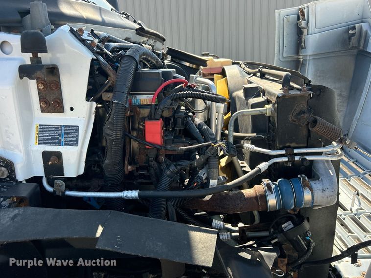 image for item EG1115 2009 GMC C8500 bucket truck