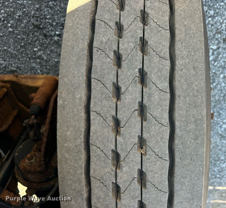 image for item EG1115 2009 GMC C8500 bucket truck