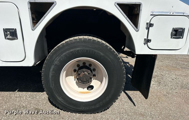 image for item EG1115 2009 GMC C8500 bucket truck