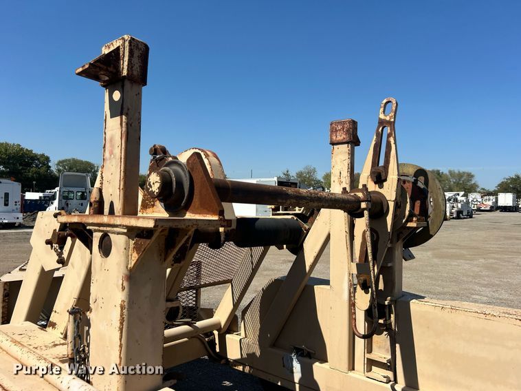 image for item EG1118 1980 Hycaloader reel trailer