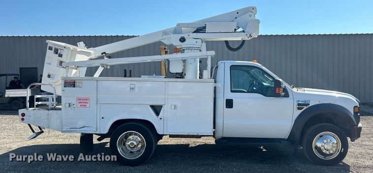 image for item EG1125 2008 Ford F450 Super Duty XL bucket truck