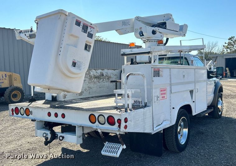 image for item EG1125 2008 Ford F450 Super Duty XL bucket truck