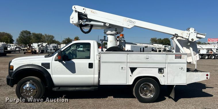 image for item EG1125 2008 Ford F450 Super Duty XL bucket truck