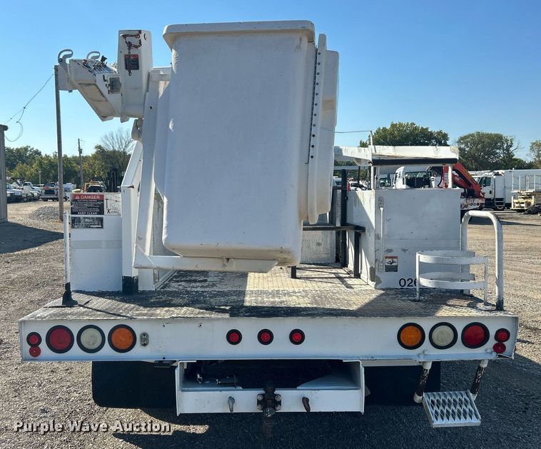 image for item EG1125 2008 Ford F450 Super Duty XL bucket truck