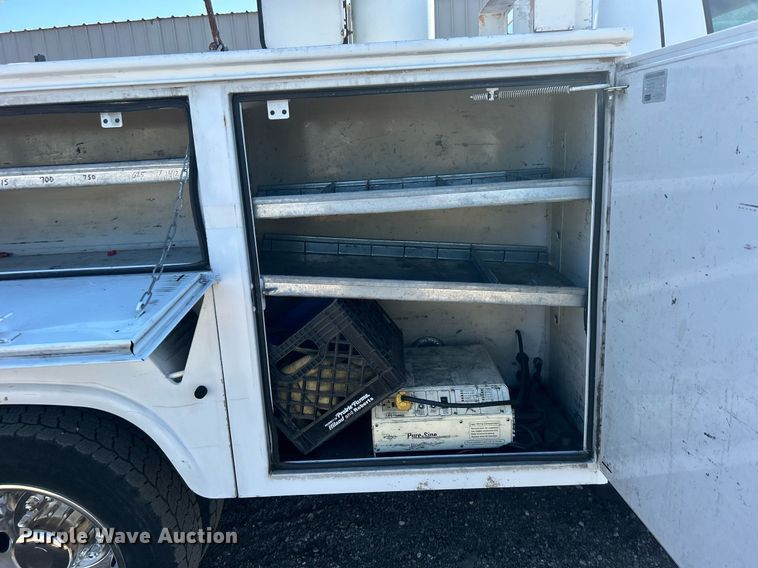 image for item EG1125 2008 Ford F450 Super Duty XL bucket truck