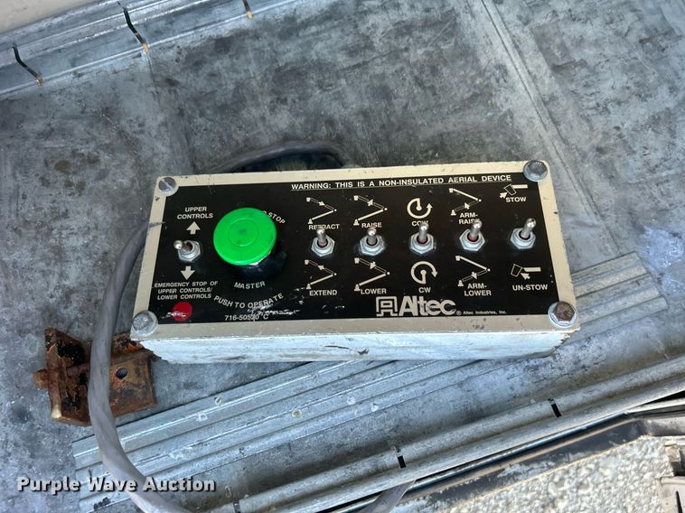 image for item EG1125 2008 Ford F450 Super Duty XL bucket truck