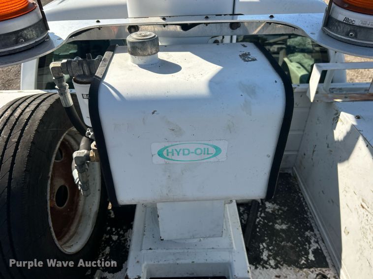 image for item EG1125 2008 Ford F450 Super Duty XL bucket truck