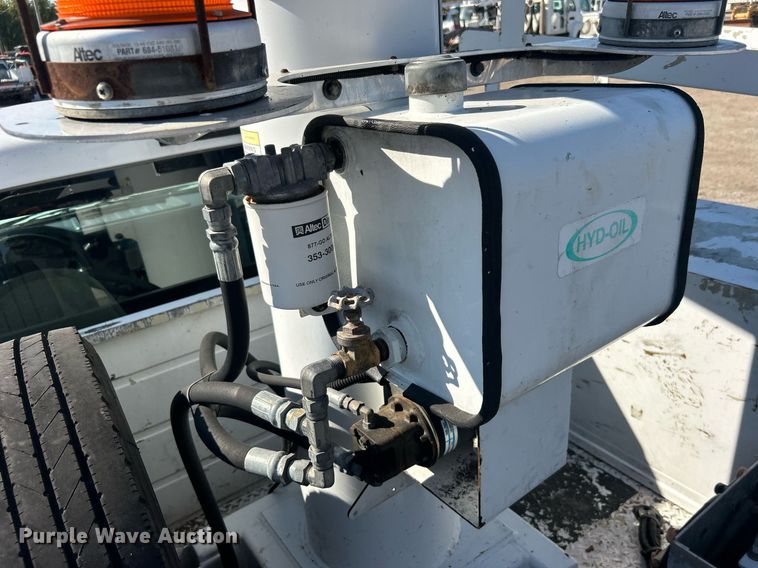 image for item EG1125 2008 Ford F450 Super Duty XL bucket truck