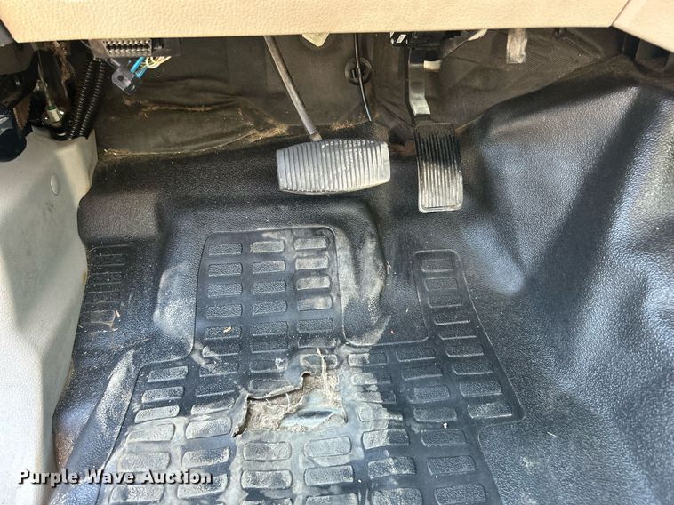 image for item EG1125 2008 Ford F450 Super Duty XL bucket truck