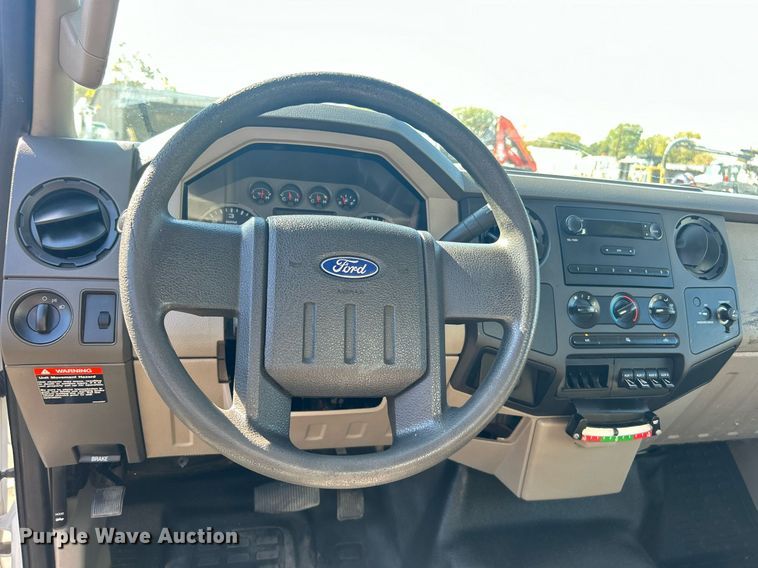 image for item EG1125 2008 Ford F450 Super Duty XL bucket truck