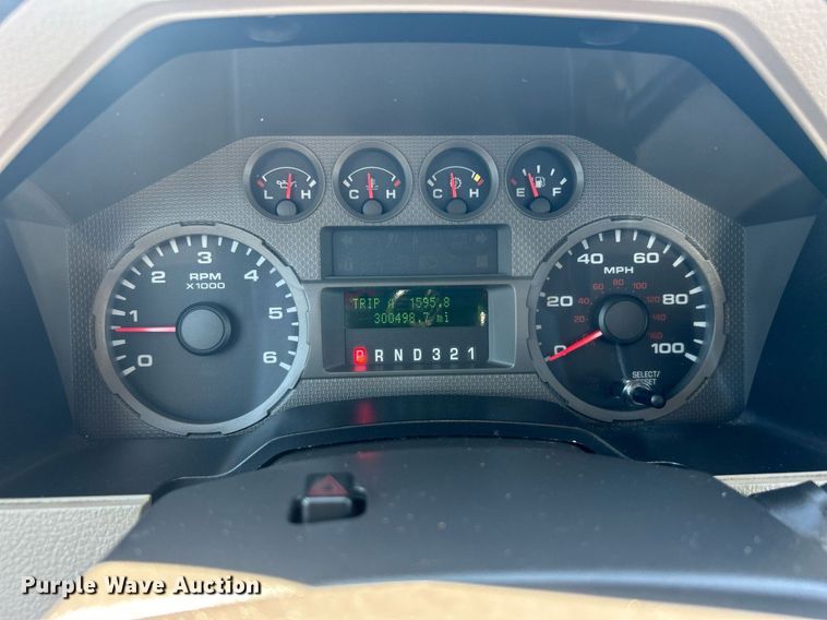 image for item EG1125 2008 Ford F450 Super Duty XL bucket truck