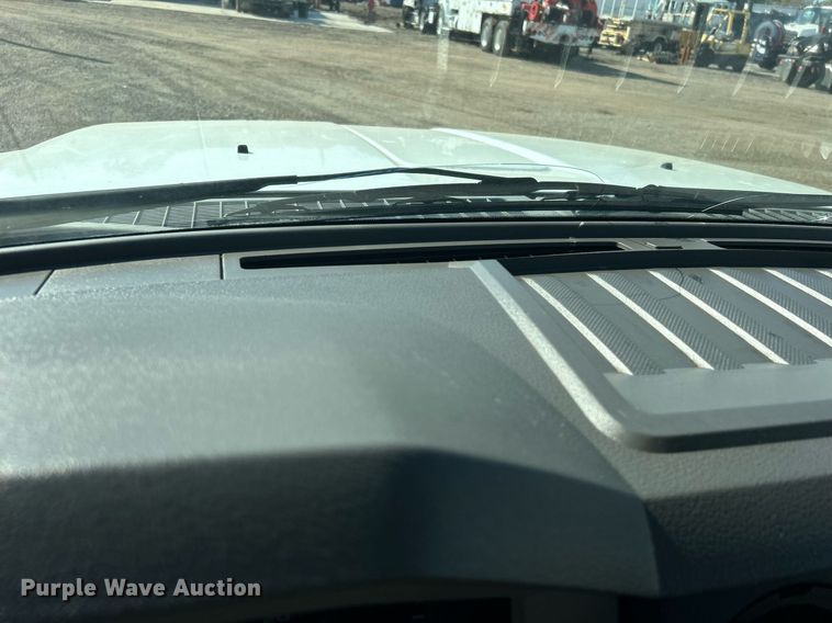 image for item EG1125 2008 Ford F450 Super Duty XL bucket truck