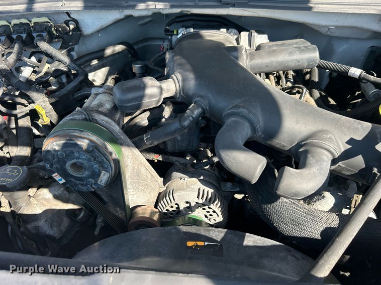 image for item EG1125 2008 Ford F450 Super Duty XL bucket truck