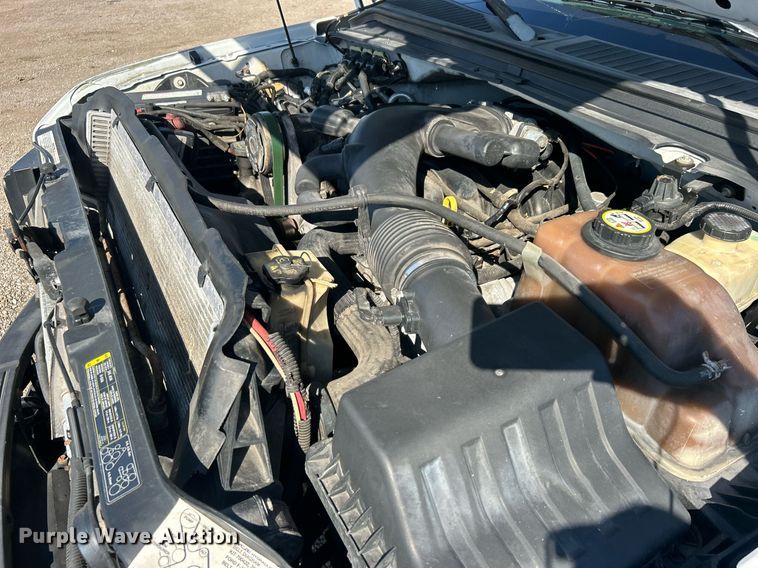 image for item EG1125 2008 Ford F450 Super Duty XL bucket truck