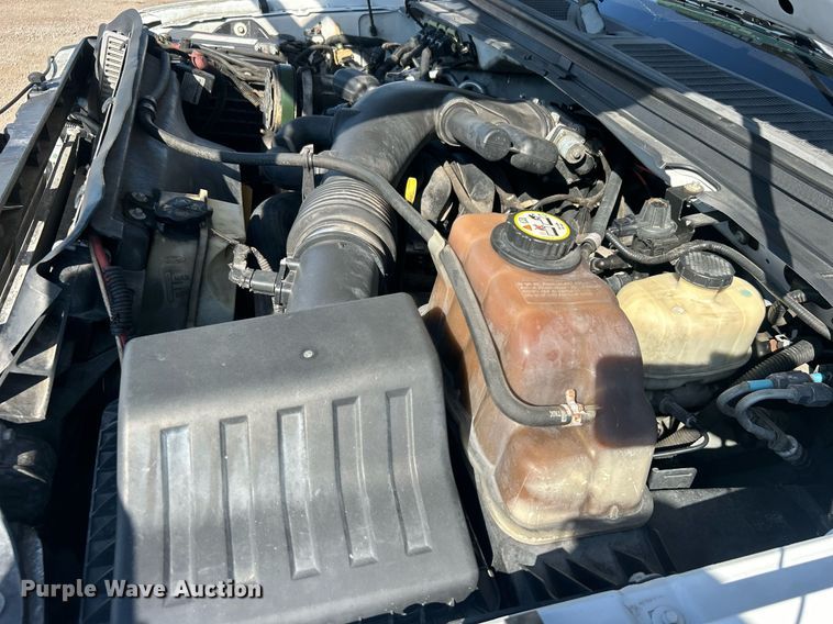 image for item EG1125 2008 Ford F450 Super Duty XL bucket truck