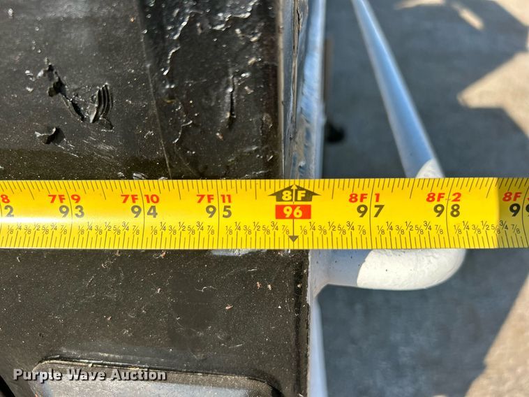 image for item EG1132 2009 International  7500 Crew Cab crane truck