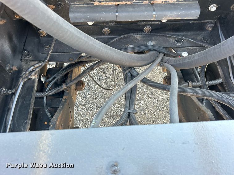 image for item EG1132 2009 International  7500 Crew Cab crane truck