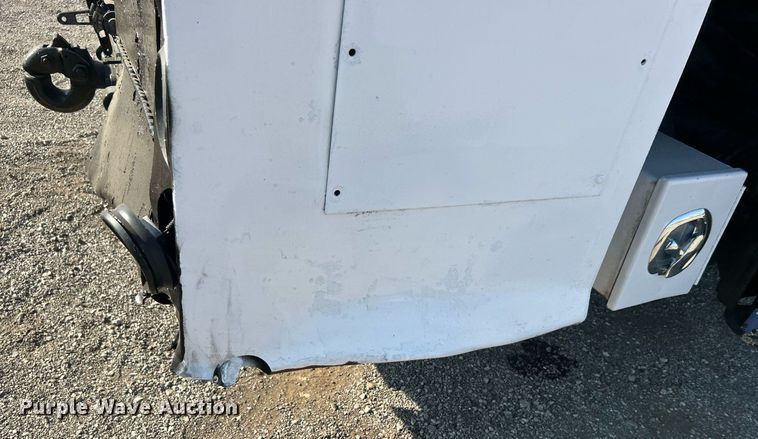 image for item EG1132 2009 International  7500 Crew Cab crane truck