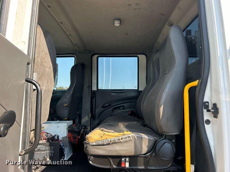 image for item EG1132 2009 International  7500 Crew Cab crane truck