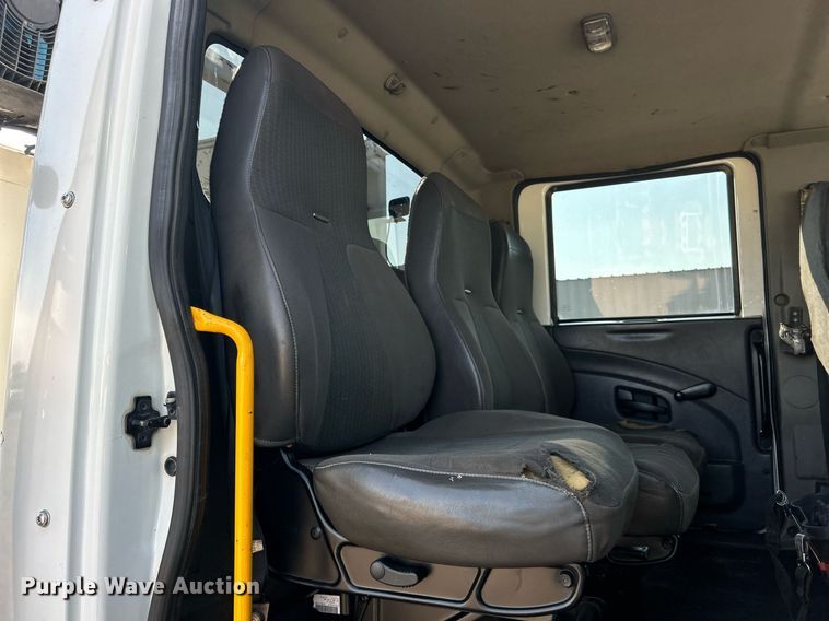 image for item EG1132 2009 International  7500 Crew Cab crane truck