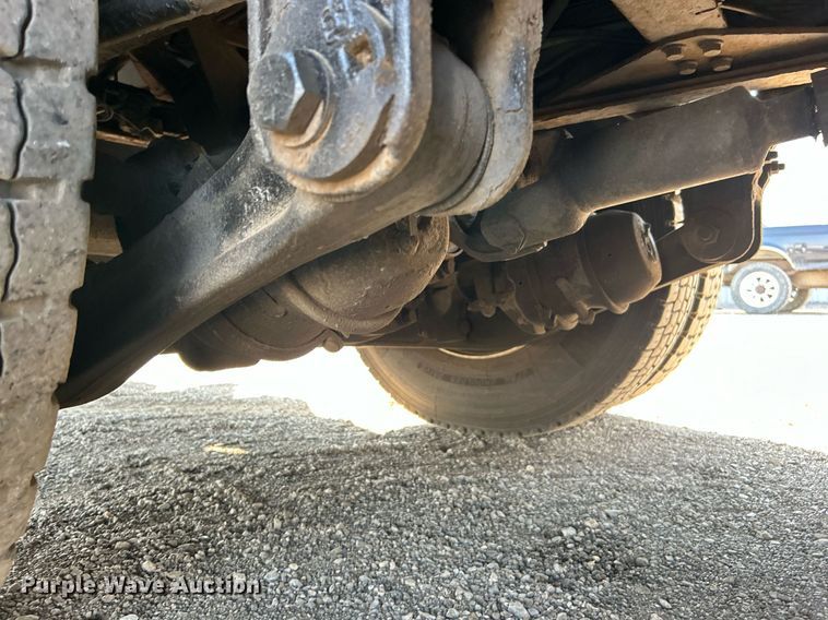 image for item EG1132 2009 International  7500 Crew Cab crane truck