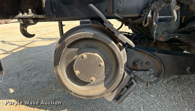 image for item EG1132 2009 International  7500 Crew Cab crane truck