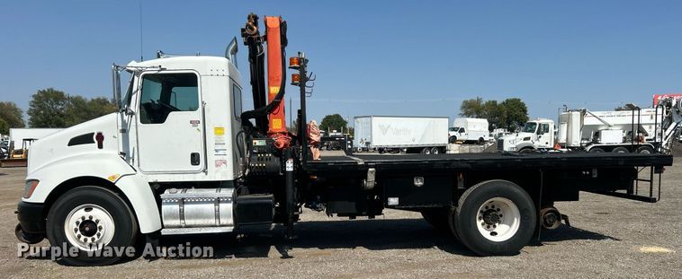 image for item EG1134 2009 Kenworth  T270 crane truck
